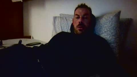 Snapshot of slevin1983 chatting on 02-09-25, 11:57 slevin online show from 02-09-25, 11:57