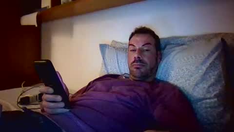 Snapshot of slevin1983 chatting on 03-02-25, 12:32 slevin online show from 03-02-25, 12:32