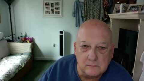 Snapshot of slick50000 chatting on 11-17-25, 08:25 slick50000 online show from 11-17-25, 08:25