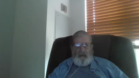 Snapshot of slick6996 chatting on 09-30-25, 03:17 slick6996 online show from 09-30-25, 03:17