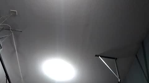 Snapshot of slickerthan12 chatting on 02-04-25, 01:56 BBC Hanging online show from 02-04-25, 01:56