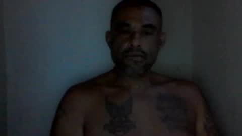 Snapshot of slickstre chatting on 06-18-26, 12:53 slickstre online show from 06-18-26, 12:53