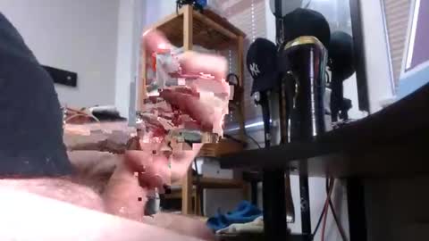 sliderguy699 online show from 01-19-25, 01:01