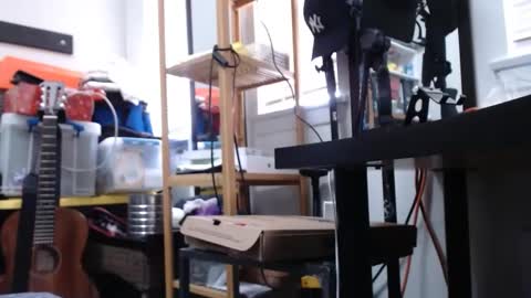 sliderguy699 online show from 02-04-25, 06:06