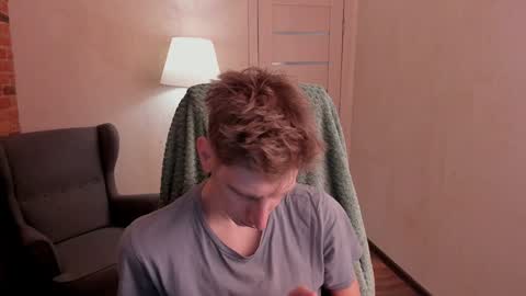 Snapshot of slim_andy chatting on 12-06-24, 06:48 Andy online show from 12-06-24, 06:48