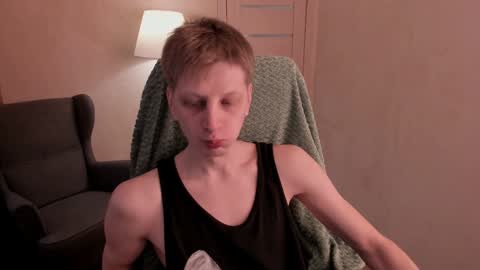 Snapshot of slim_andy chatting on 12-08-24, 10:08 Andy online show from 12-08-24, 10:08