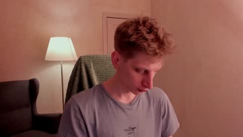 Snapshot of slim_andy chatting on 12-12-24, 12:55 Andy online show from 12-12-24, 12:55