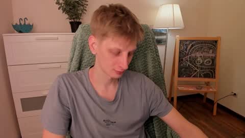 Snapshot of slim_andy chatting on 12-13-24, 12:50 Andy online show from 12-13-24, 12:50