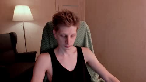Snapshot of slim_andy chatting on 12-21-24, 01:32 Andy online show from 12-21-24, 01:32