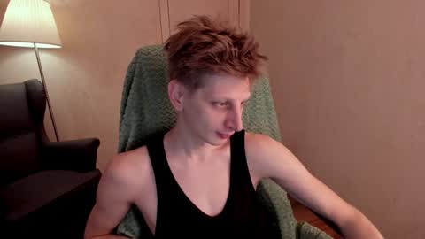 Snapshot of slim_andy chatting on 12-28-24, 10:25 Andy online show from 12-28-24, 10:25