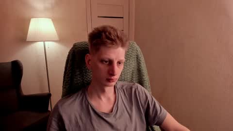 Snapshot of slim_andy chatting on 01-04-25, 01:31 Andy online show from 01-04-25, 01:31
