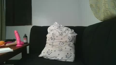 becky online show from 12-05-25, 02:31