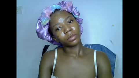 Snapshot of slim_ebonypet chatting on 07-05-26, 09:38 Crystal online show from 07-05-26, 09:38