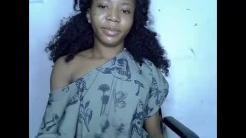 Snapshot of slim_ebonypet chatting on 08-01-26, 08:35 Crystal online show from 08-01-26, 08:35