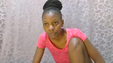 slim_girl01 online show from 12-18-24, 09:04