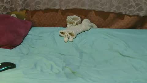 slim_girl01 online show from 01-15-25, 09:35