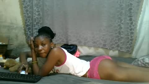 slim_girl01 online show from 06-25-26, 12:10