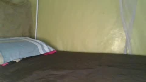 slim_girl01 online show from 06-27-26, 06:24
