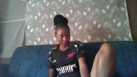 slim_girl01 online show from 07-02-26, 06:52