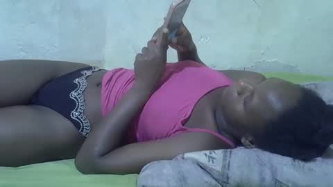 slim_girl3 online show from 02-28-25, 09:25