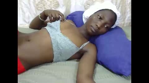 Snapshot of slim_kiteey chatting on 10-08-25, 05:38 slim_kiteey online show from 10-08-25, 05:38