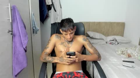 Snapshot of slim_master12 chatting on 02-18-26, 09:11 slim_master12 online show from 02-18-26, 09:11