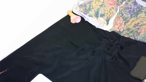 Snapshot of slim_me chatting on 04-10-26, 07:29 slim_me online show from 04-10-26, 07:29