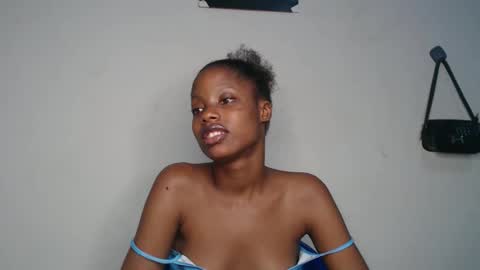 perry online show from 03-11-26, 11:33