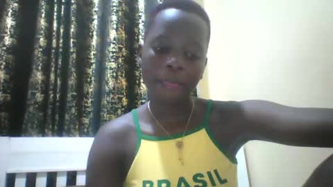 slim_petite_ebony online show from 12-31-24, 11:39