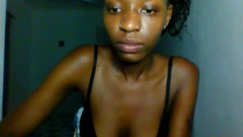 slimandthick1 online show from 05-04-26, 06:37