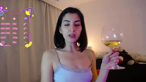 Snapshot of slimbaby69 chatting on 09-27-25, 01:43 Ivi online show from 09-27-25, 01:43