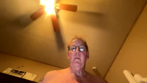 Snapshot of slimjim061560 chatting on 05-15-26, 11:23 slimjim061560 online show from 05-15-26, 11:23