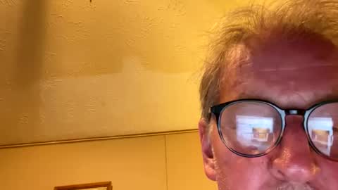 Snapshot of slimjim061560 chatting on 07-19-26, 10:35 slimjim061560 online show from 07-19-26, 10:35
