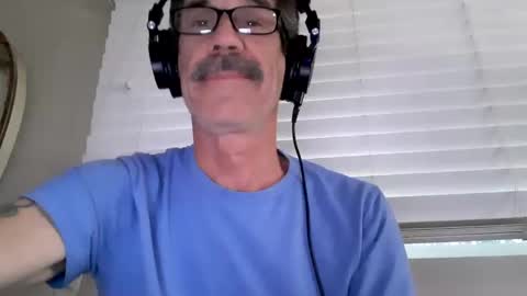 slimmy57 online show from 01-01-25, 12:43