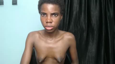 slimzyxdoll online show from 03-01-25, 11:26