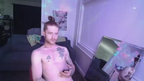 Snapshot of slomoblendz chatting on 03-12-25, 07:24 slomoblendz online show from 03-12-25, 07:24