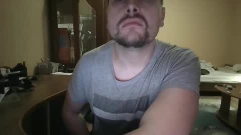 Snapshot of slonny1 chatting on 10-14-25, 12:55 slonny1 online show from 10-14-25, 12:55