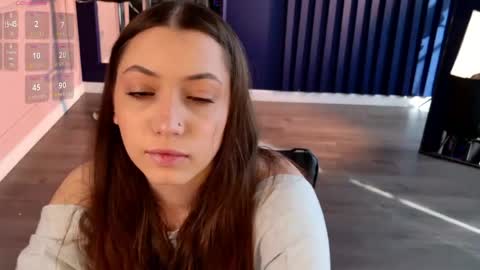 Emilia online show from 05-02-26, 12:32