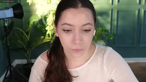 Emilia online show from 06-24-26, 12:15