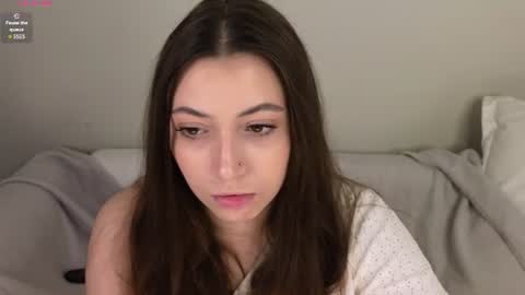 Emilia online show from 06-27-26, 12:44
