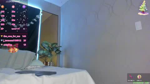 Paola  online show from 12-24-24, 12:55