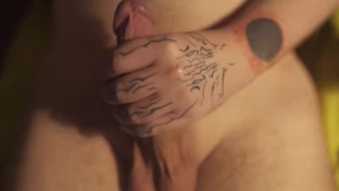 slutfinder32 online show from 05-18-26, 12:44