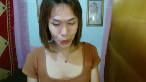 Snapshot of slutqueen_raz chatting on 10-29-25, 02:58 Raz online show from 10-29-25, 02:58