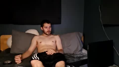 Snapshot of slutsandblunts chatting on 01-12-26, 04:39 slutsandblunts online show from 01-12-26, 04:39