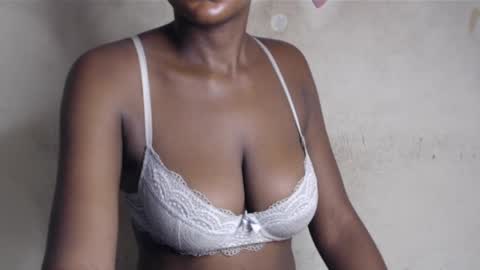 Snapshot of sluttx_choco chatting on 05-07-26, 11:37 sluttx_choco online show from 05-07-26, 11:37