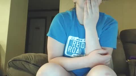 Snapshot of slutty_redhead3 chatting on 05-19-26, 11:44 Slutty redhead3 online show from 05-19-26, 11:44