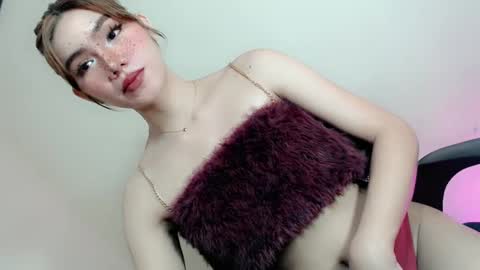 slutty_rose69 online show from 05-04-26, 10:55