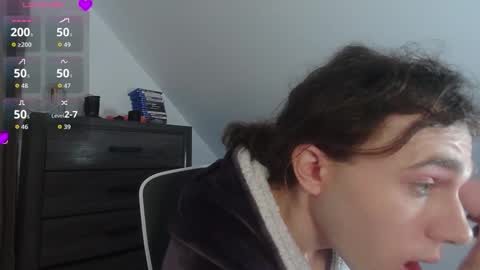 Natsu online show from 02-26-26, 04:39