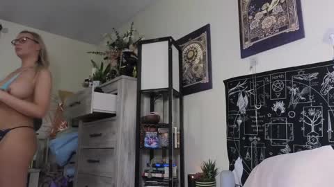 Sluttysofia online show from 02-28-25, 06:20