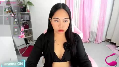 Snapshot of slutyshaine chatting on 05-19-26, 07:15 slutyshaine online show from 05-19-26, 07:15